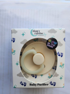 Momslifeline Dreamtime Gourd-Shaped Silicone Pacifier 