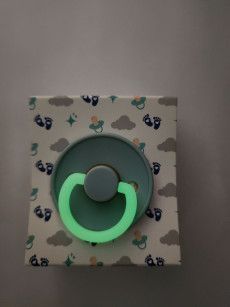 Momslifeline Dreamtime Gourd-Shaped Silicone Pacifier 