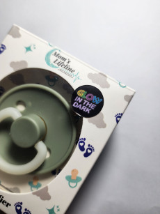 Momslifeline Dreamtime Gourd-Shaped Silicone Pacifier 